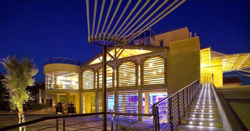 Albergo Cantine Ascheri Bra Ngoại thất bức ảnh