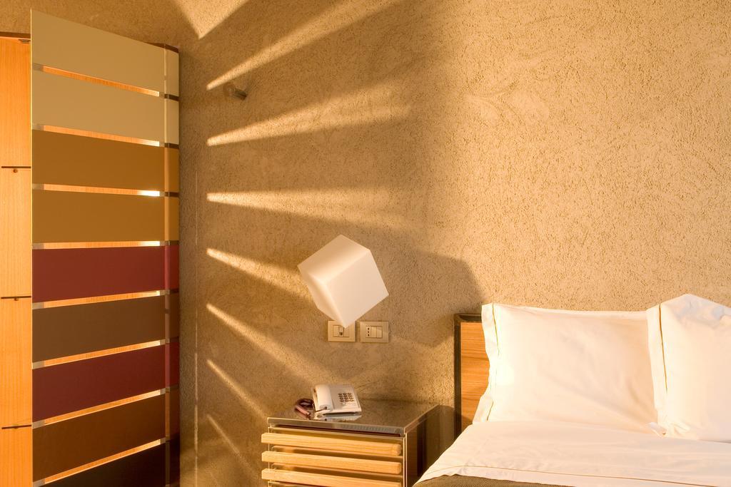 Albergo Cantine Ascheri Bra Ngoại thất bức ảnh